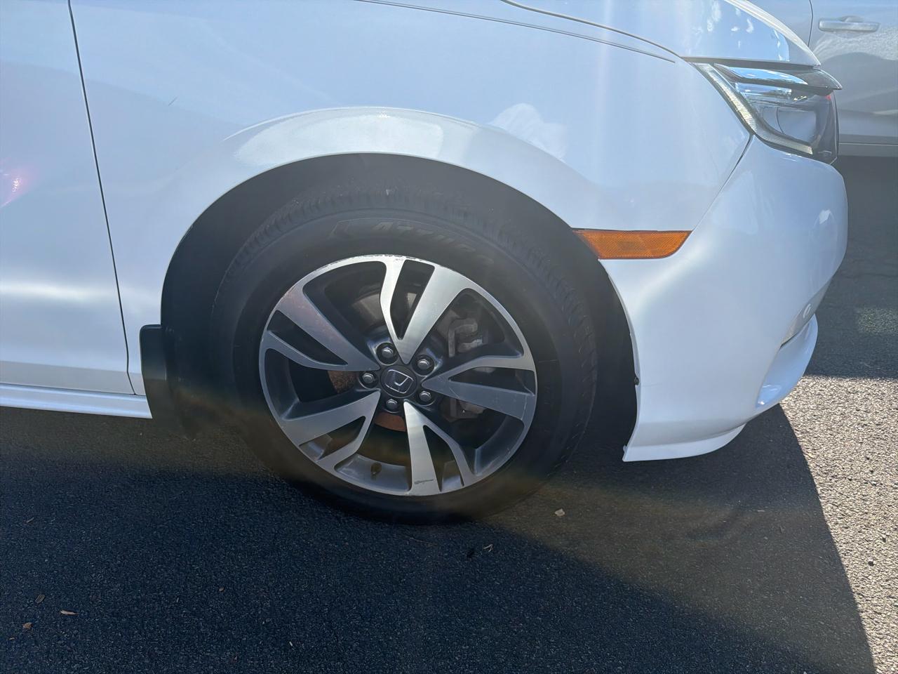 Honda Odyssey Touring Auto 2023
