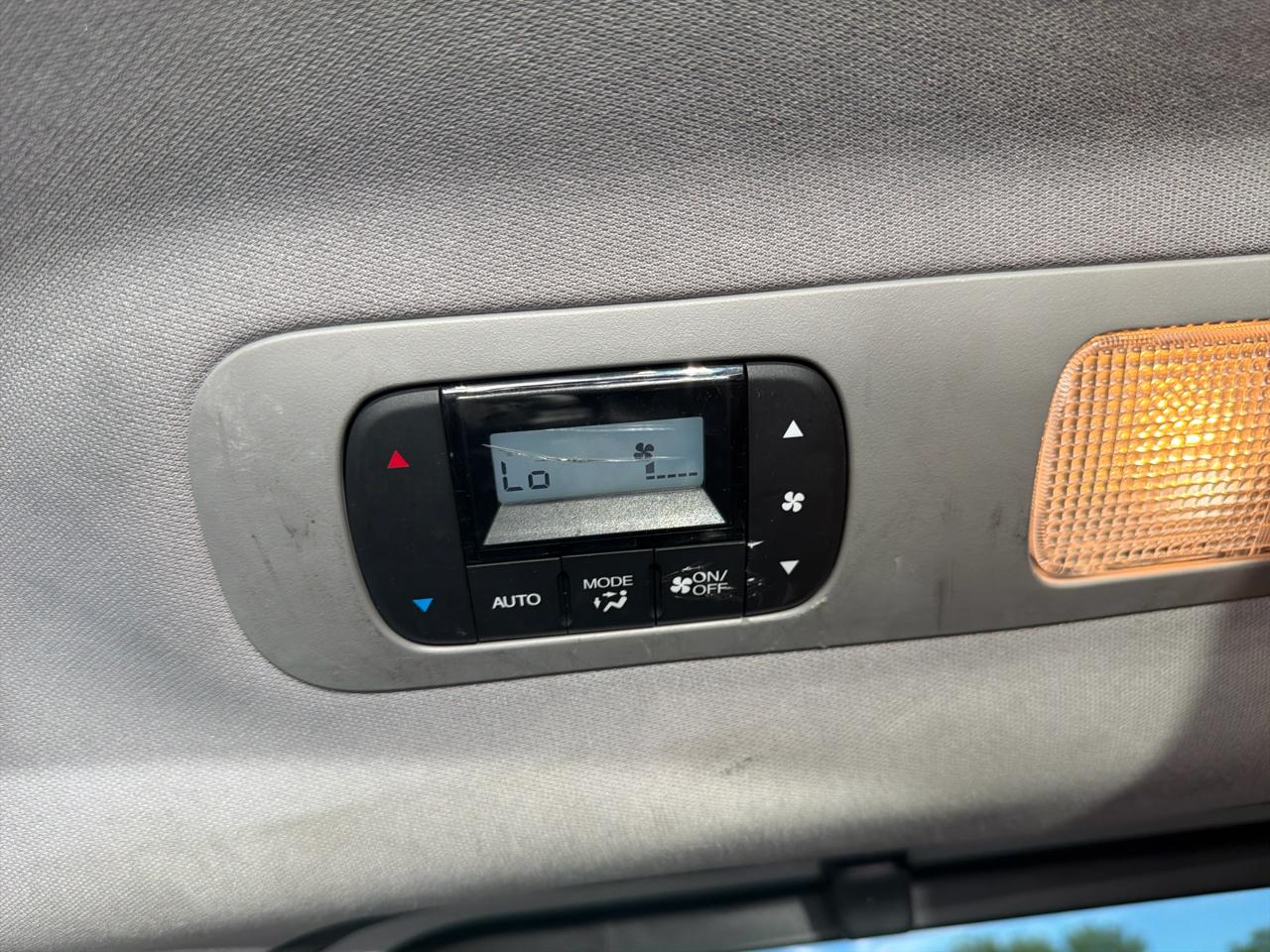 Honda Odyssey Touring Auto 2023