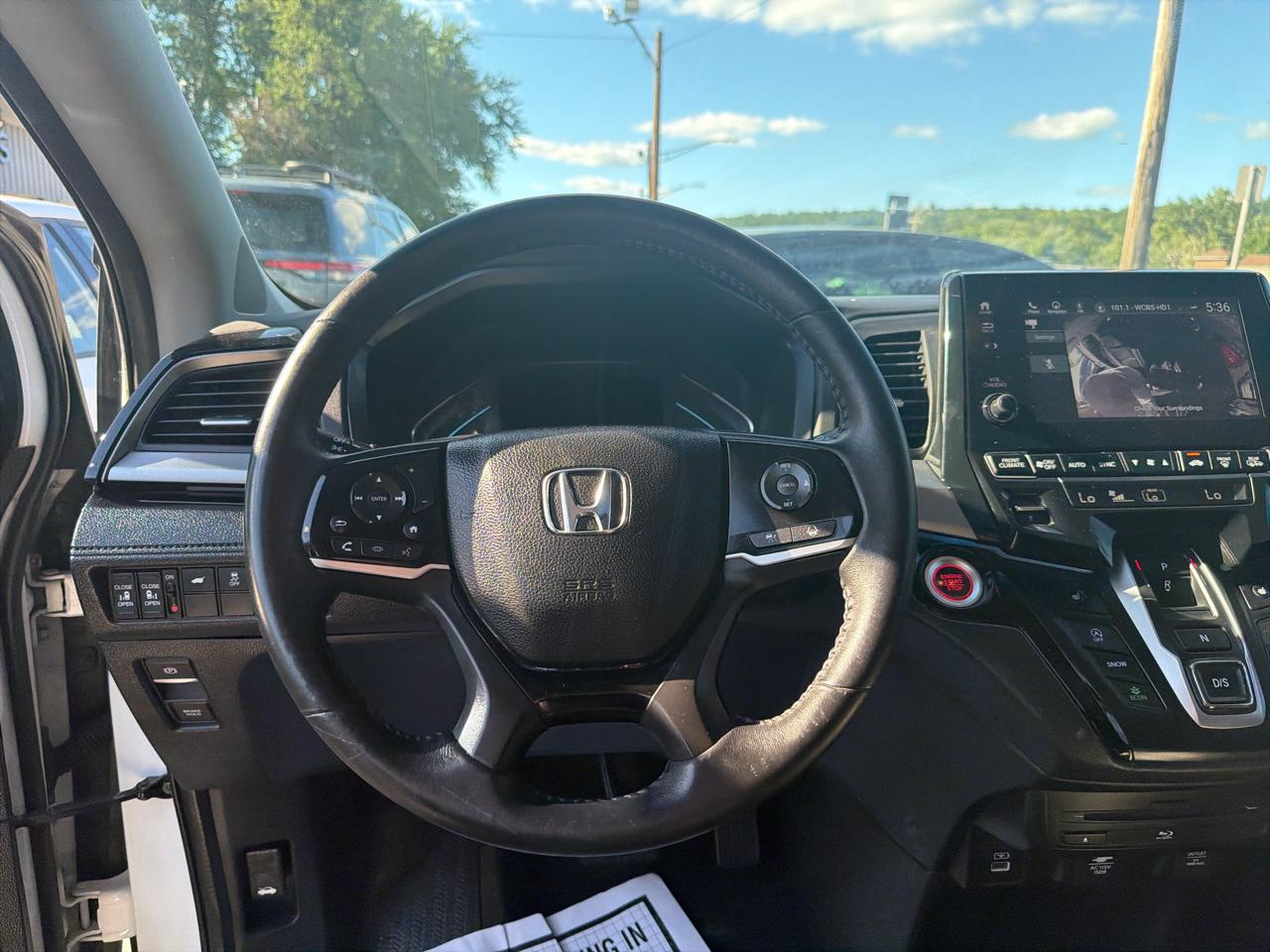 Honda Odyssey Touring Auto 2023