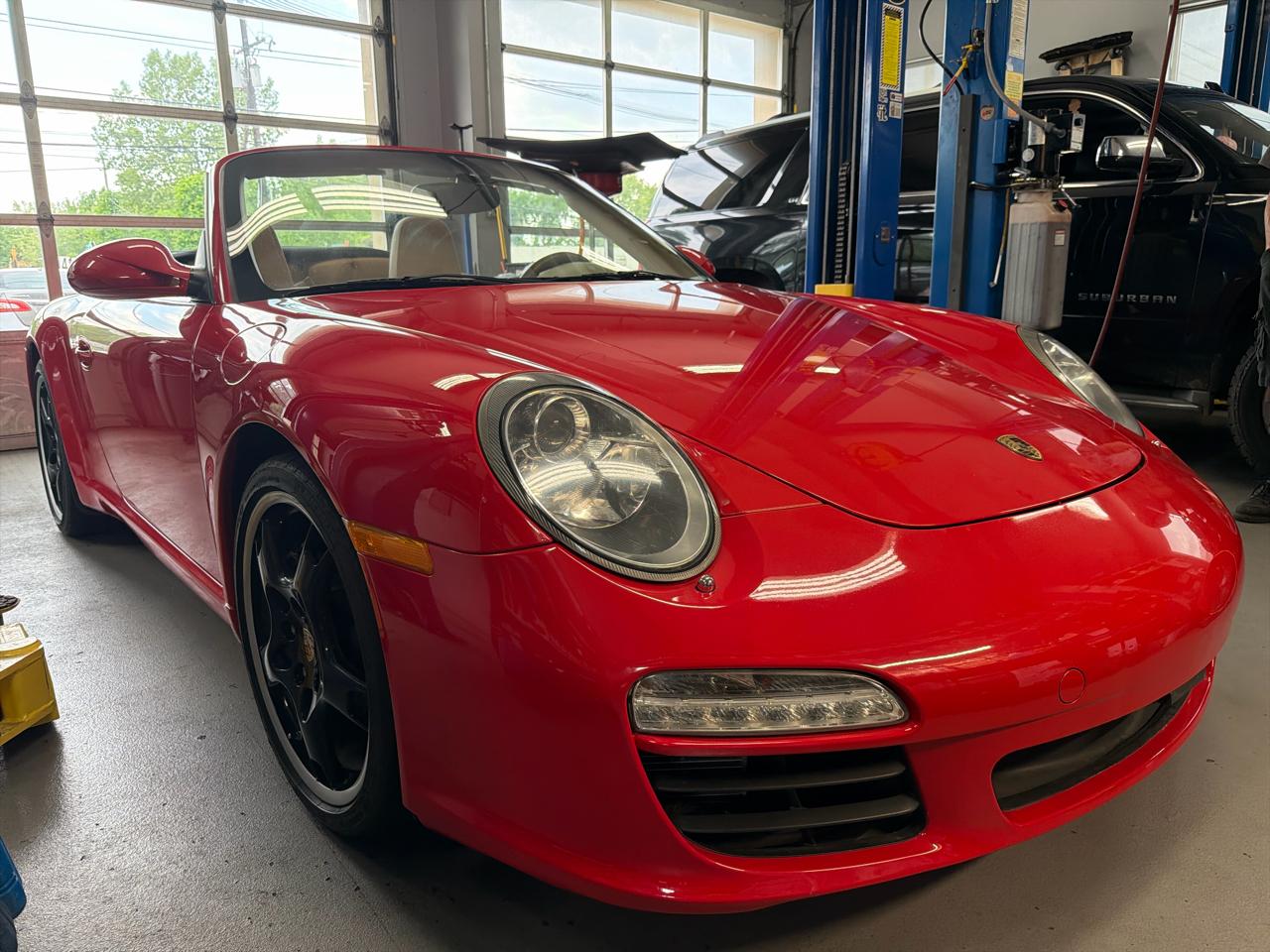 Porsche 911 2dr Cabriolet Carrera 2010