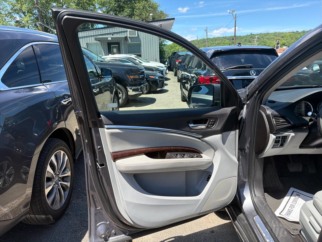 Acura MDX SH-AWD 2018
