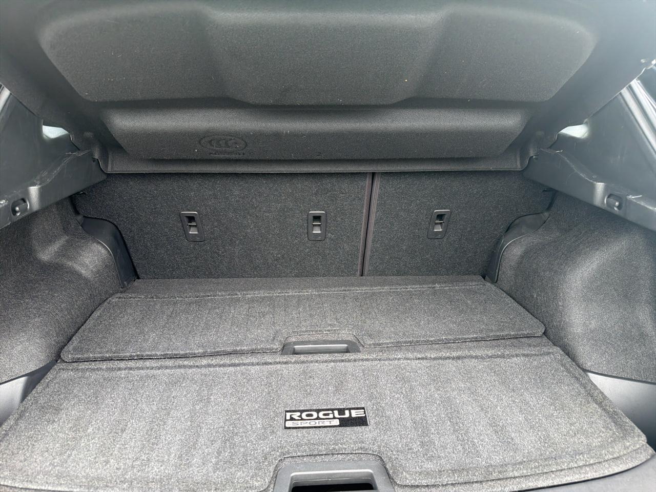 Nissan Rogue Sport AWD SV 2020