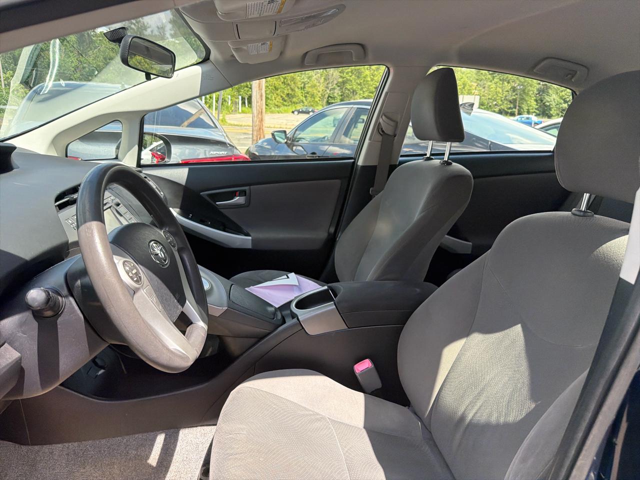 Toyota Prius 5dr HB Three (Natl) 2012