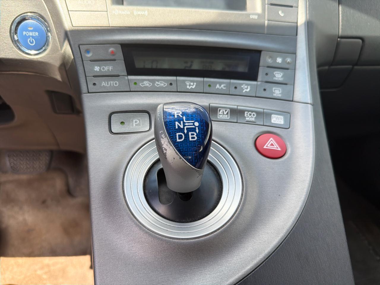 Toyota Prius 5dr HB Three (Natl) 2012