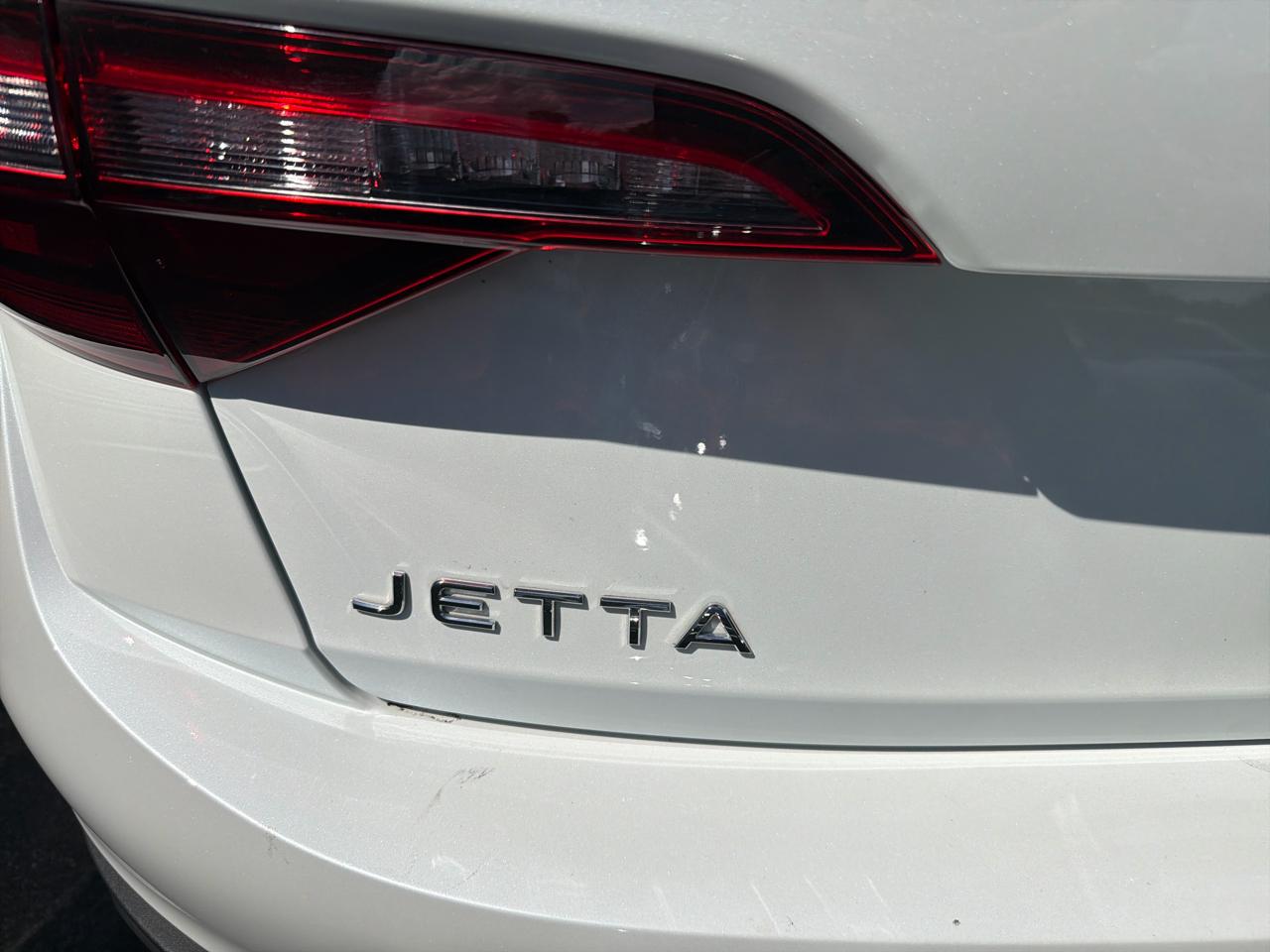 Volkswagen Jetta SE Auto 2023