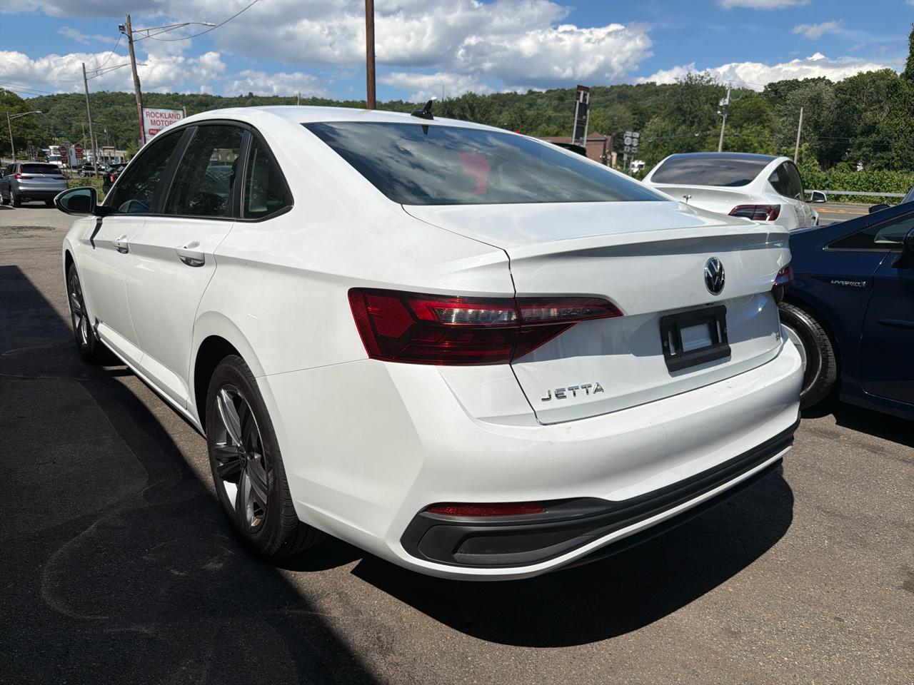 Volkswagen Jetta SE Auto 2023