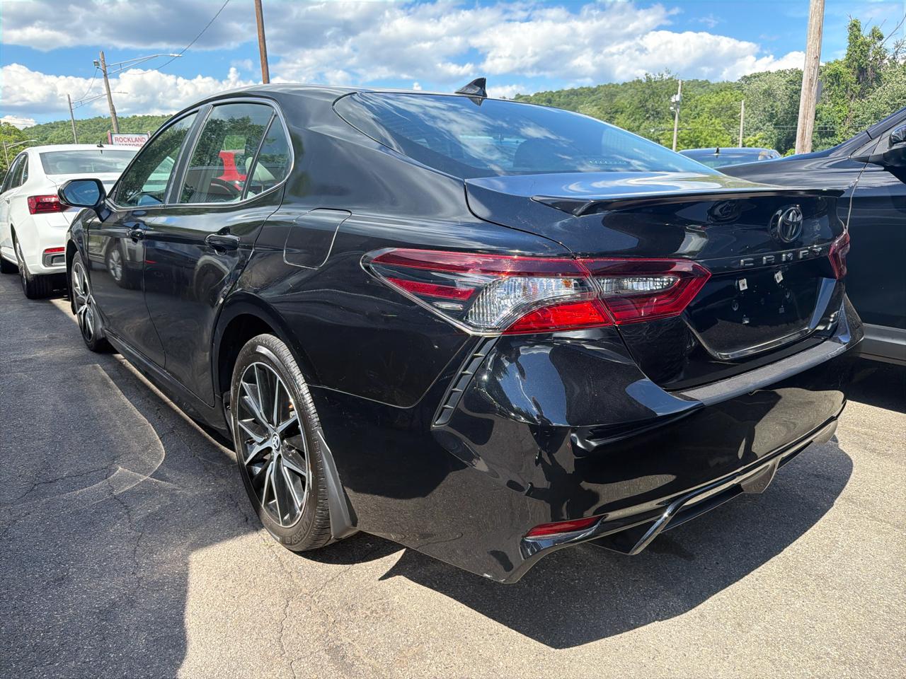 Toyota Camry SE Auto AWD (Natl) 2023