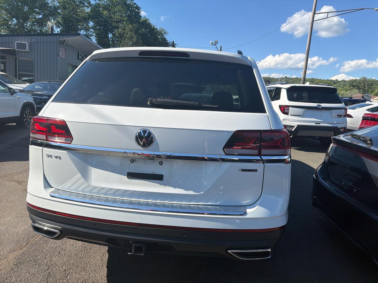Volkswagen Atlas 3.6L V6 SE w/Technology 4MOTION 2023
