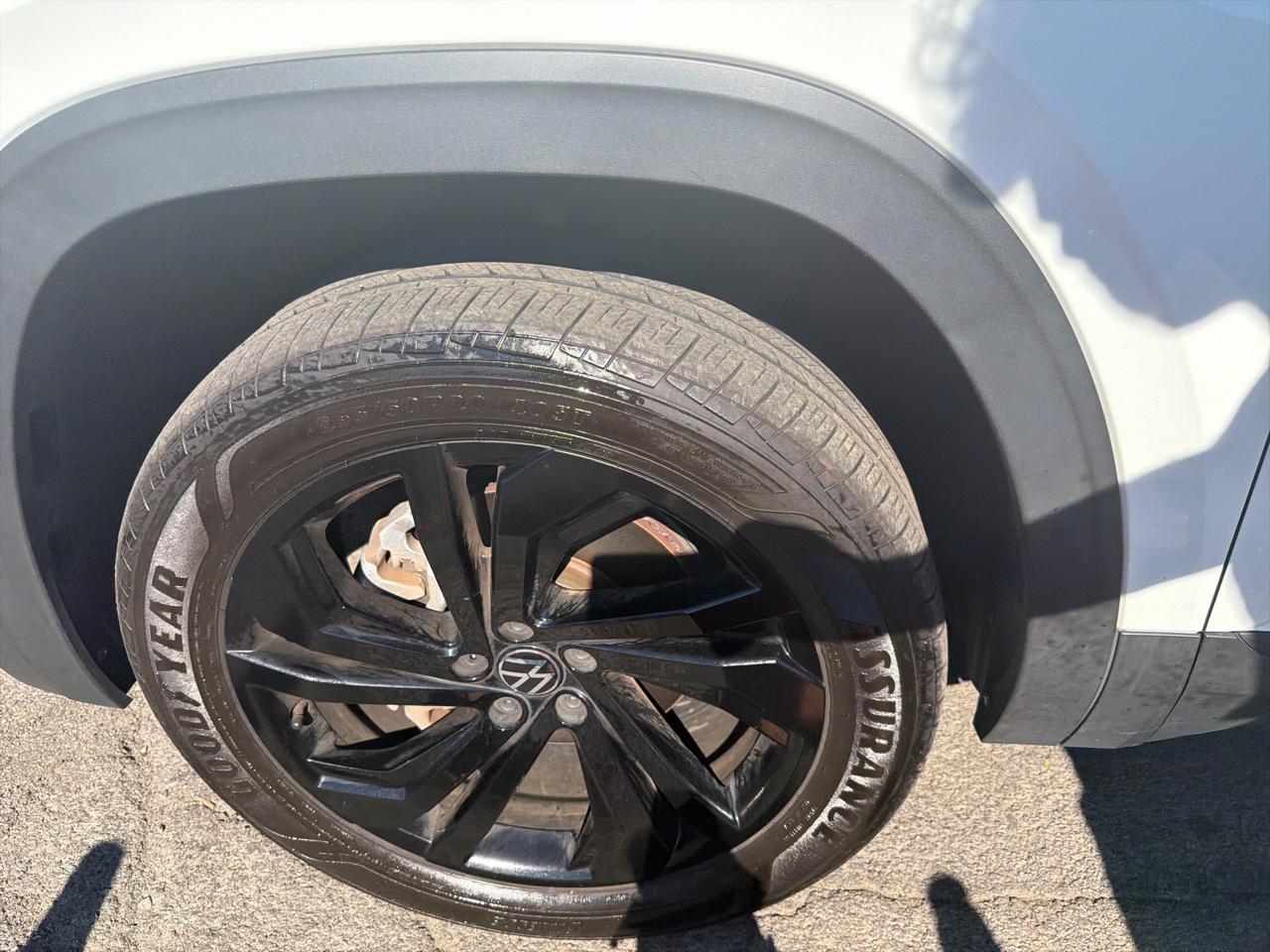 Volkswagen Atlas 3.6L V6 SE w/Technology 4MOTION 2023