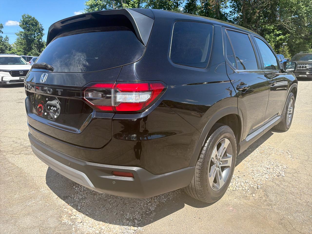 Honda Pilot EX-L 8 Passenger AWD 2023