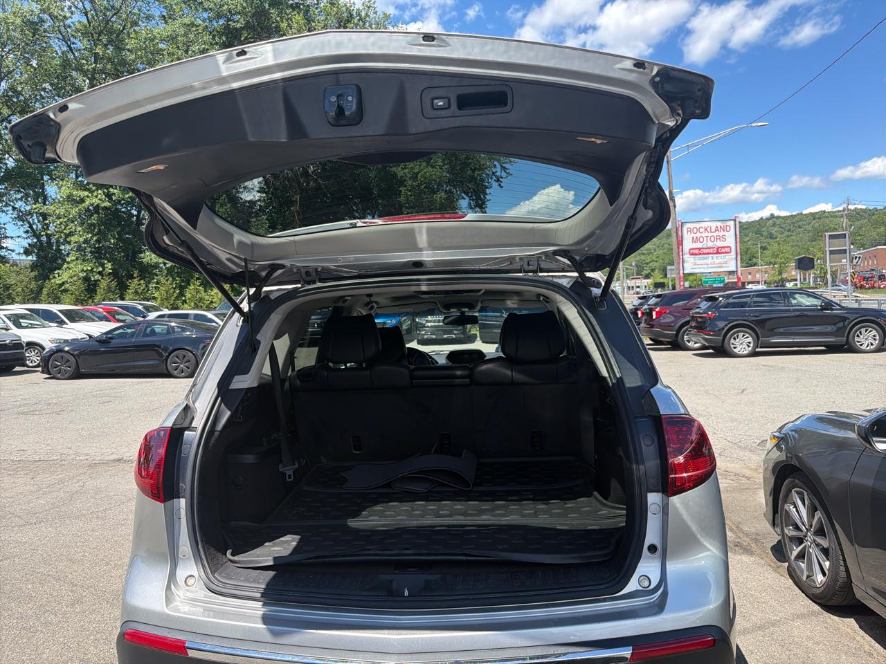 Acura MDX AWD 4dr Tech/Entertainment Pkg 2013