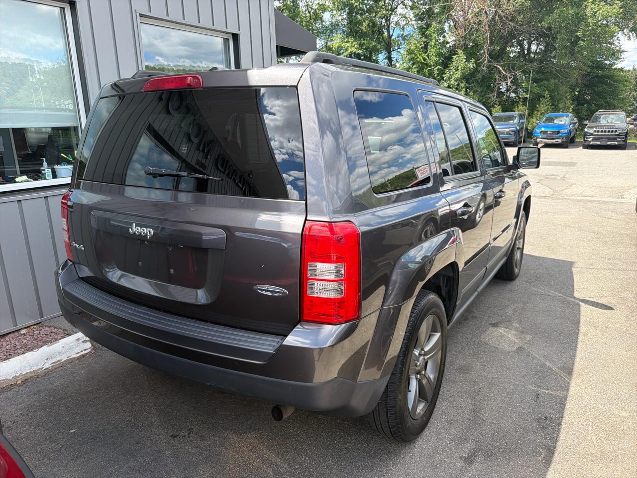 Jeep Patriot 4WD 4dr High Altitude Edition 2015
