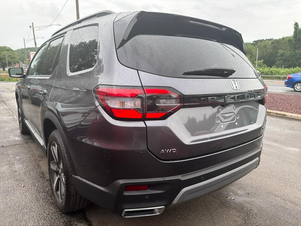 Honda Pilot Touring AWD 2023