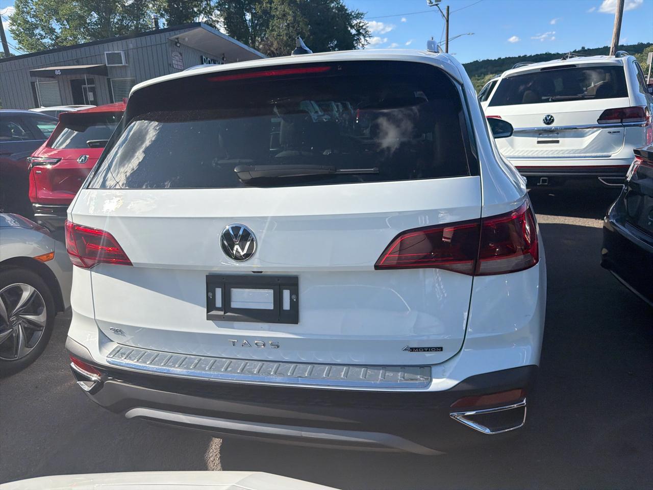 Volkswagen Taos SE 4MOTION *Ltd Avail* 2023