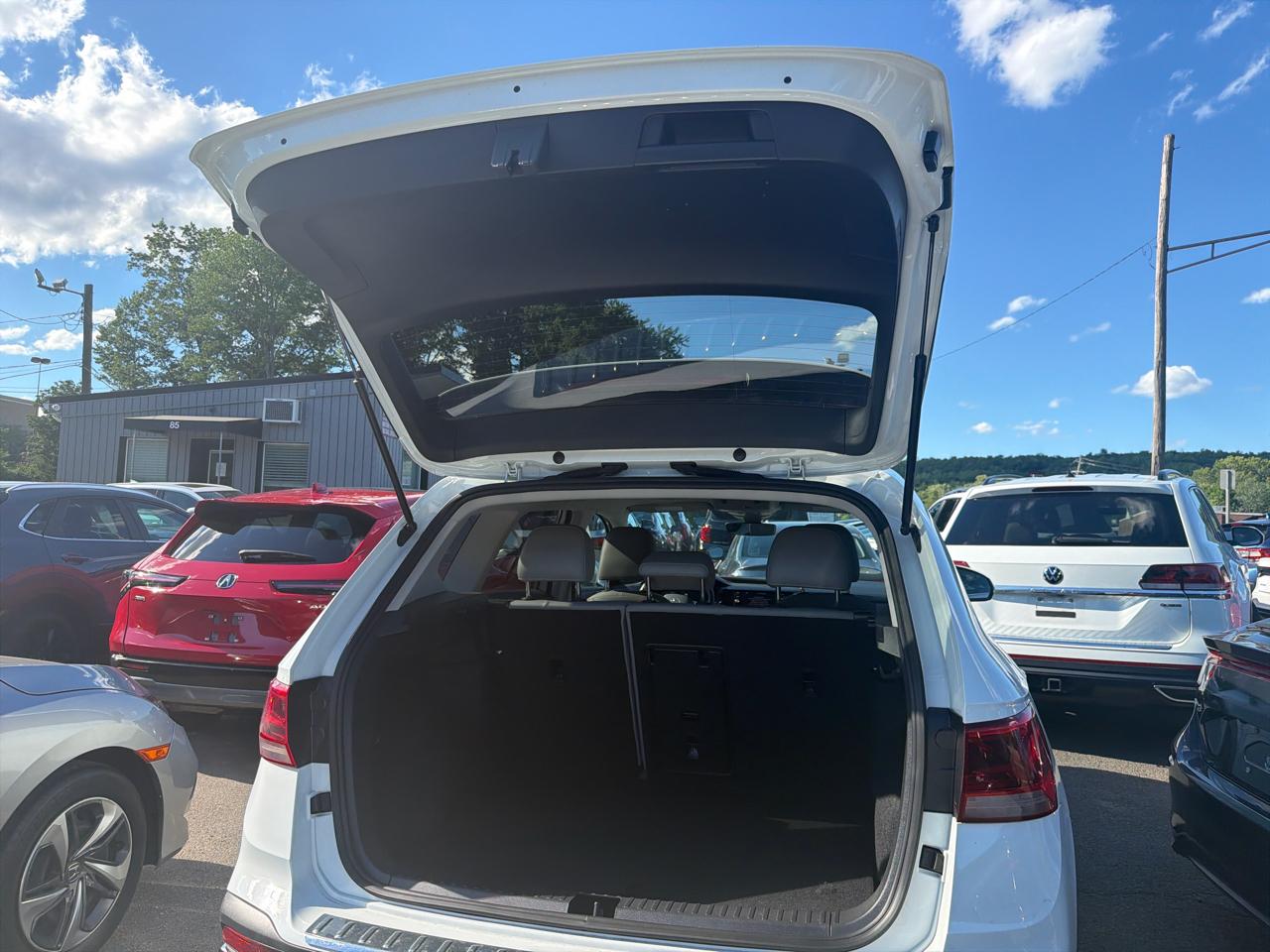 Volkswagen Taos SE 4MOTION *Ltd Avail* 2023