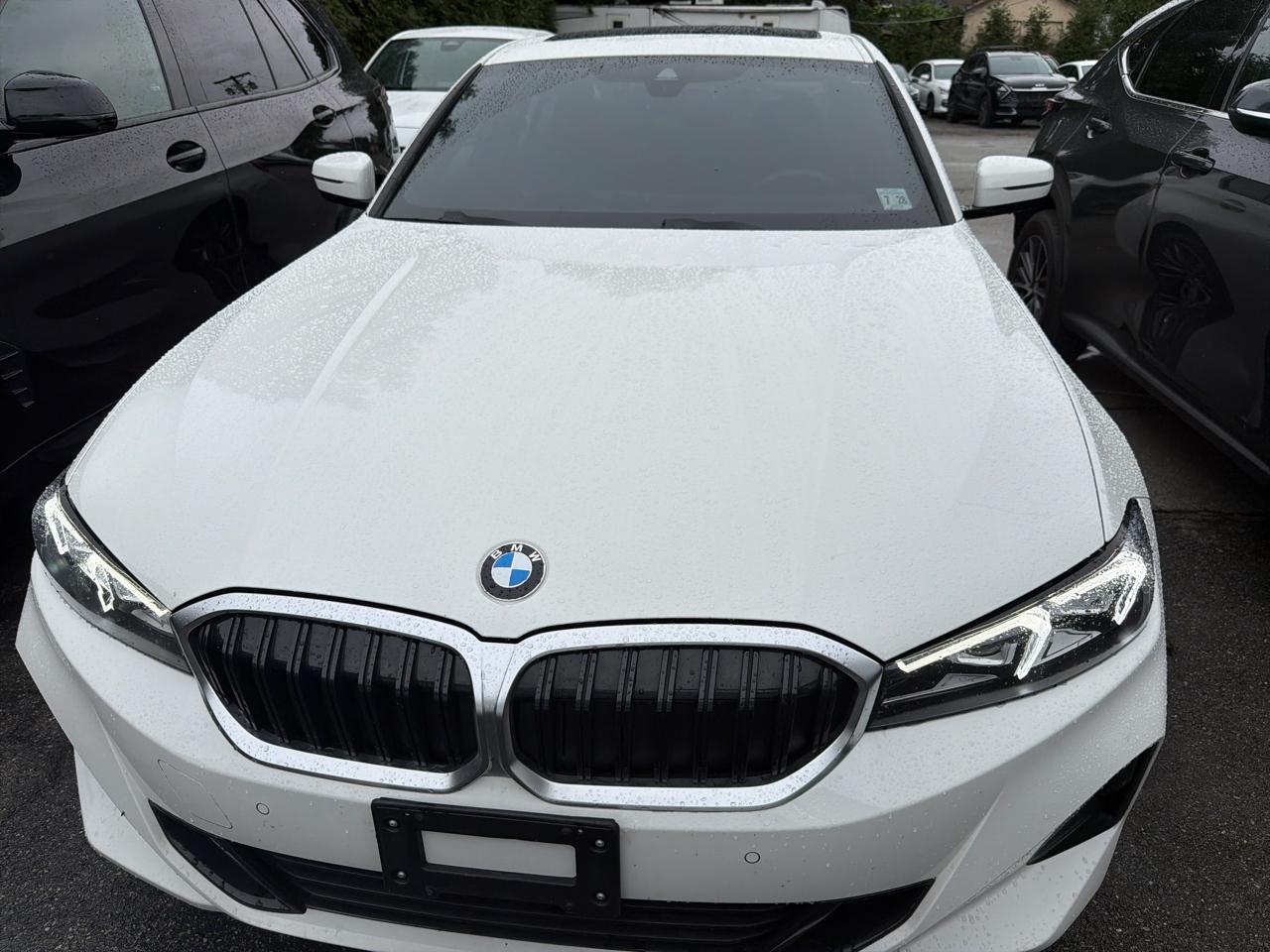 BMW 3 Series 330i xDrive Sedan 2023