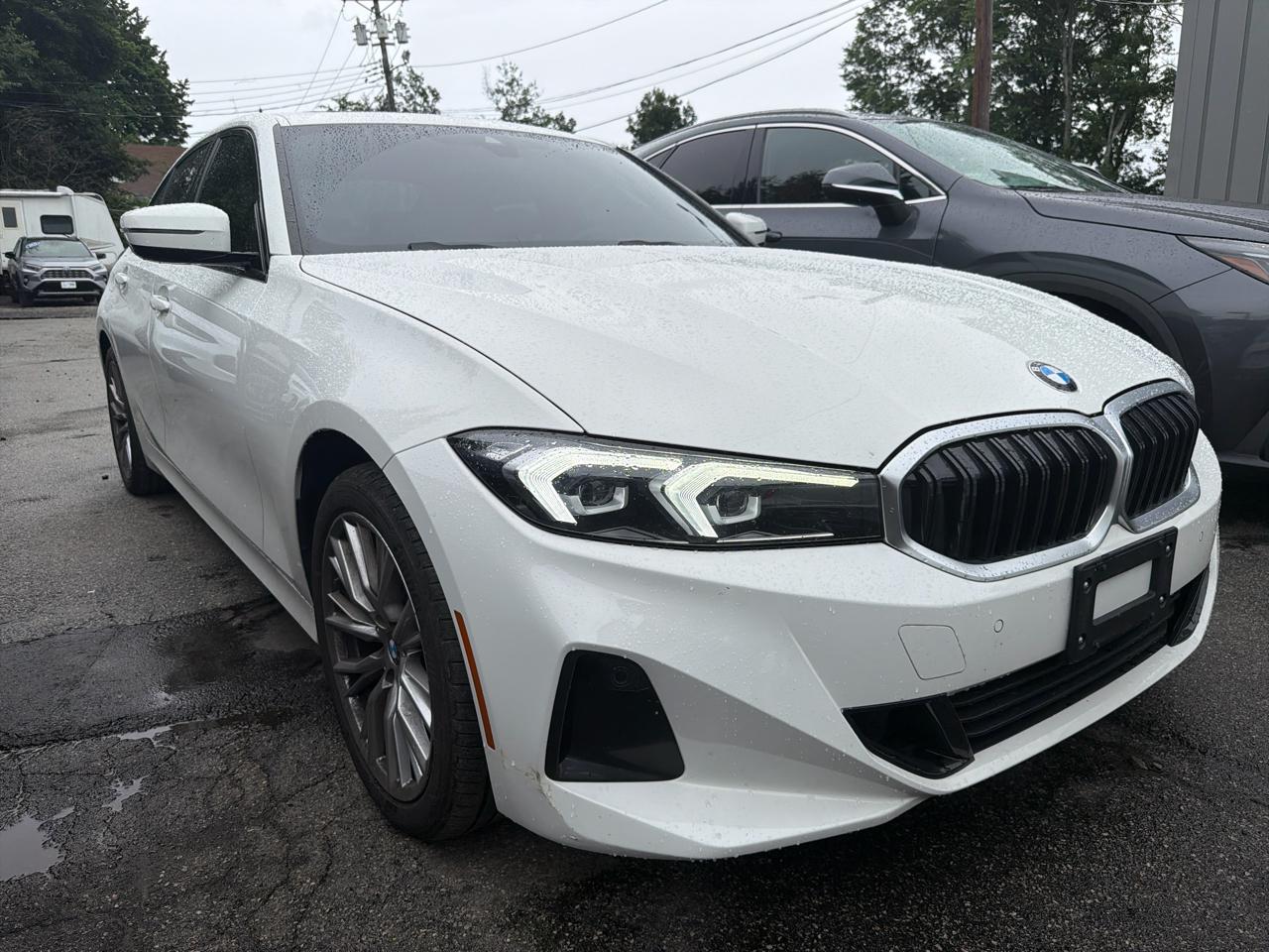 BMW 3 Series 330i xDrive Sedan 2023