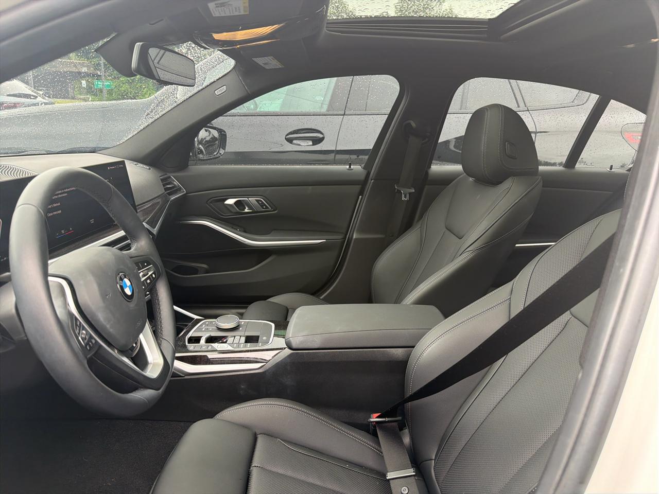 BMW 3 Series 330i xDrive Sedan 2023