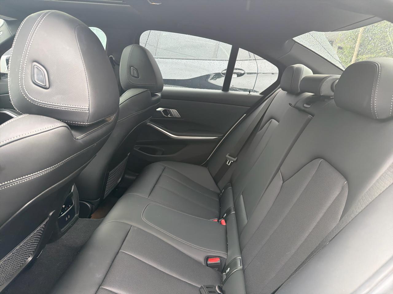BMW 3 Series 330i xDrive Sedan 2023