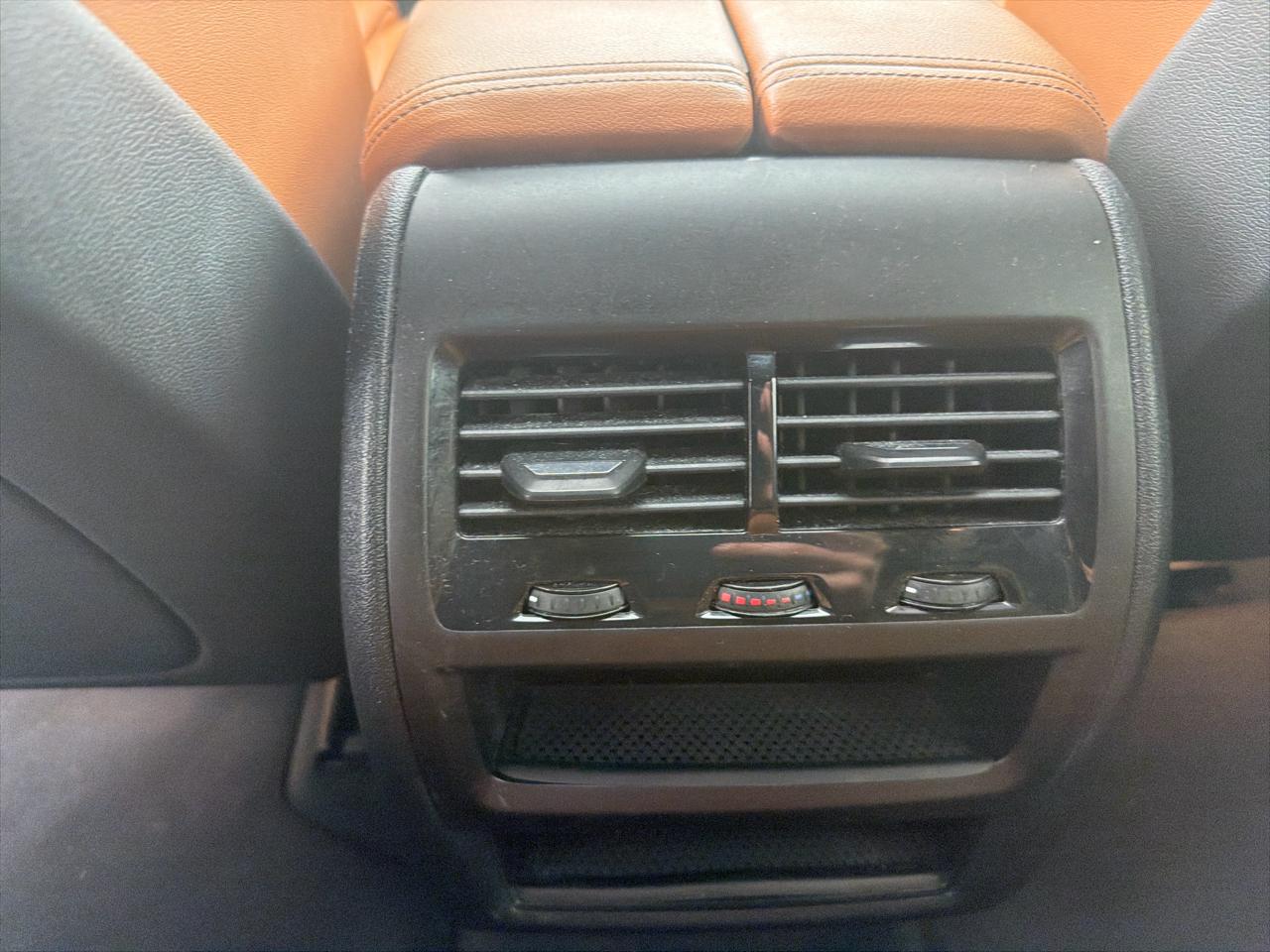 BMW X5 xDrive40i Sports Activity Vehicle 2024