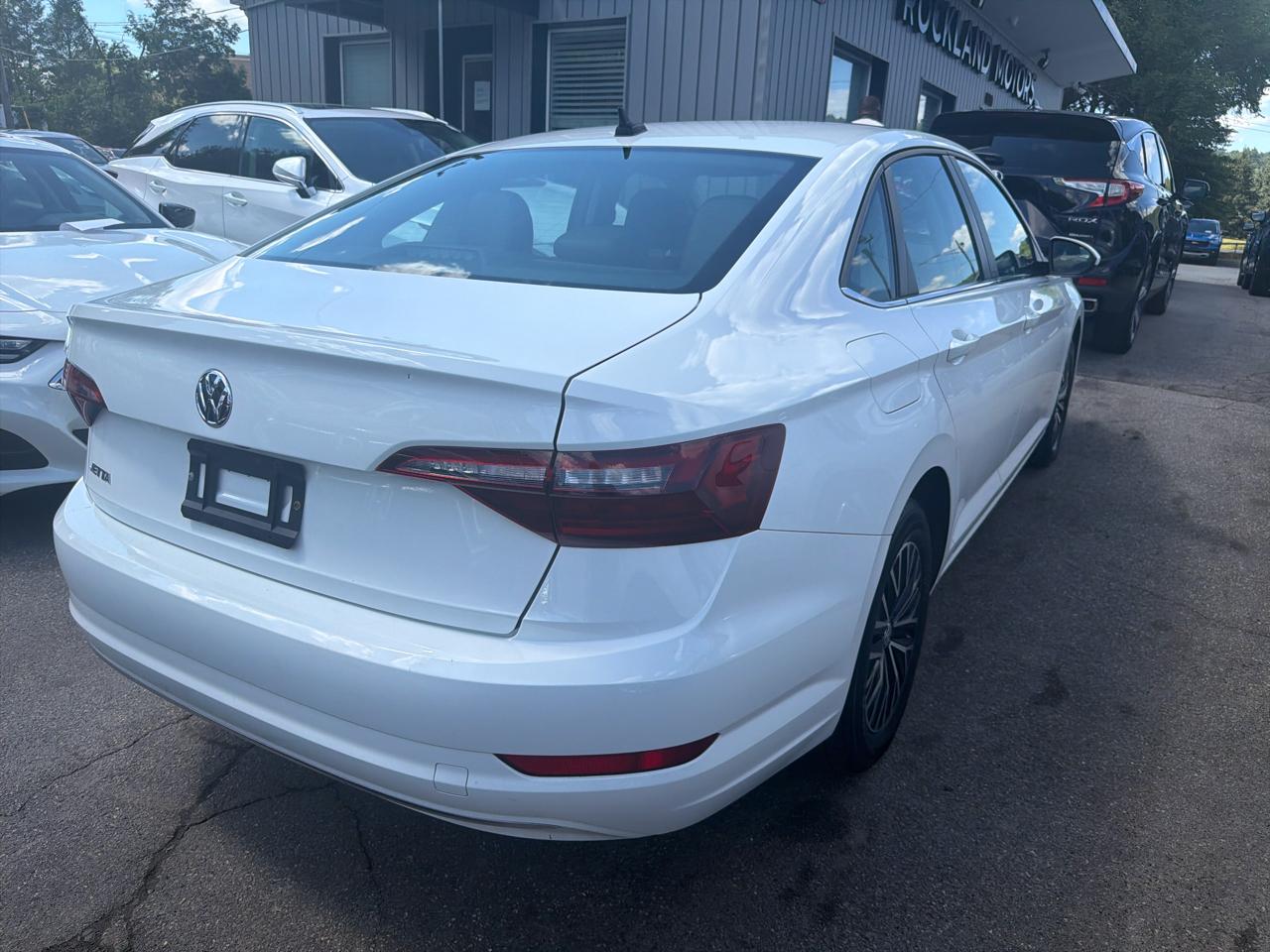 Volkswagen Jetta R-Line Auto 2021