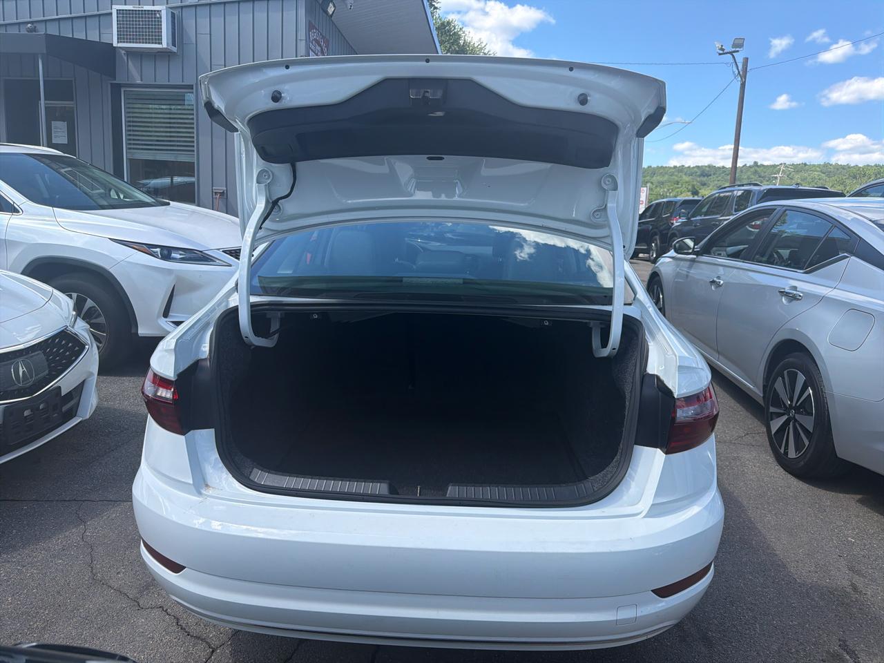 Volkswagen Jetta R-Line Auto 2021
