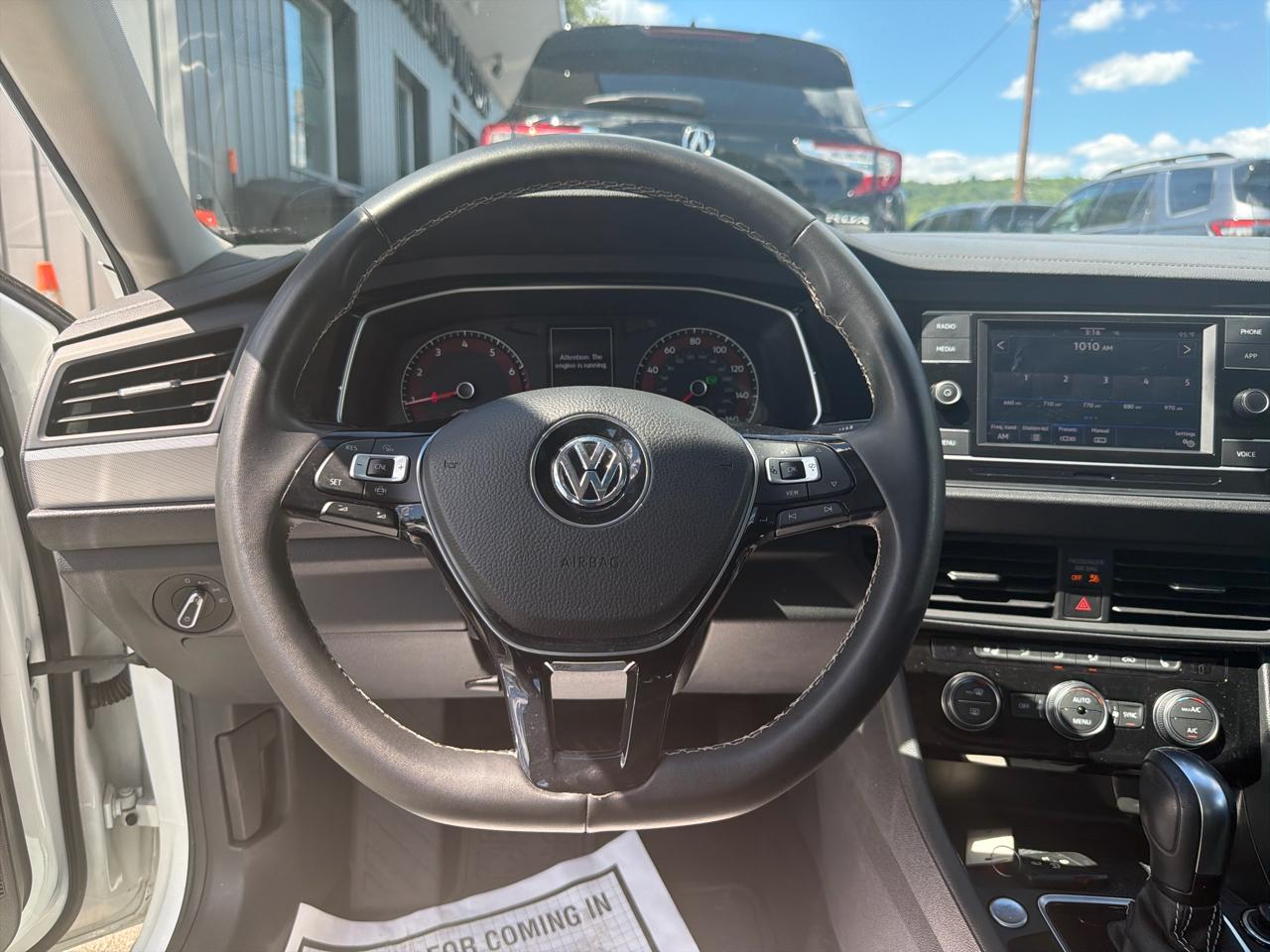Volkswagen Jetta R-Line Auto 2021