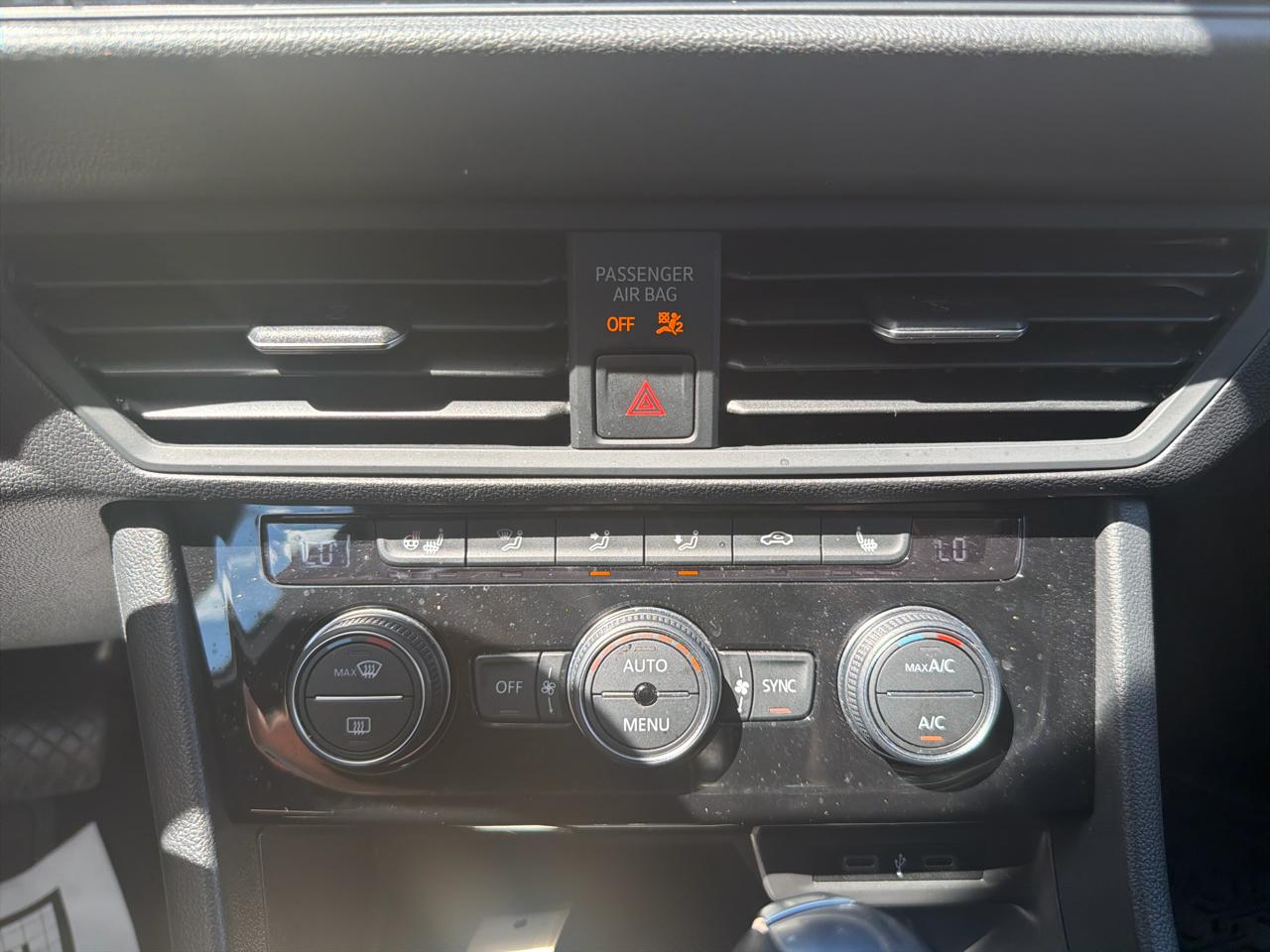 Volkswagen Jetta R-Line Auto 2021
