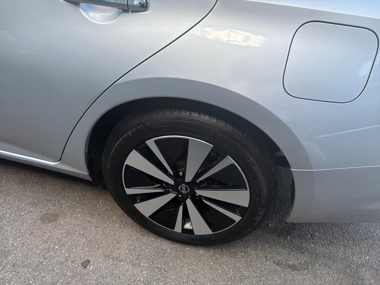 Nissan Altima 2.5 SV Sedan 2021