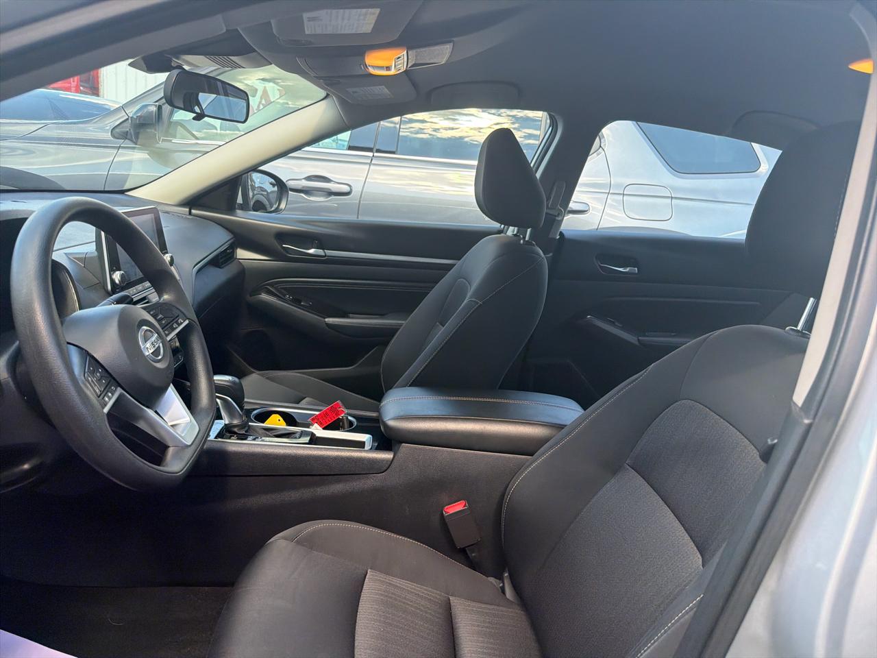 Nissan Altima 2.5 SV Sedan 2021