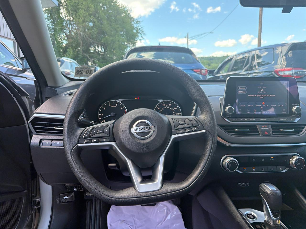 Nissan Altima 2.5 SV Sedan 2021
