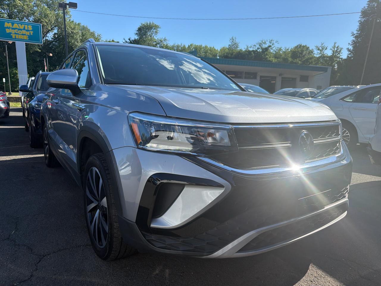 Volkswagen Taos SE FWD 2023