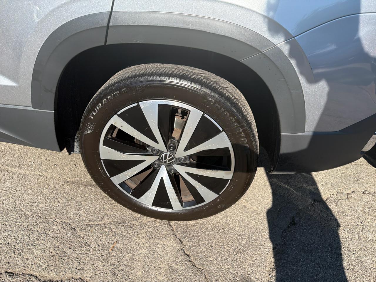 Volkswagen Taos SE FWD 2023