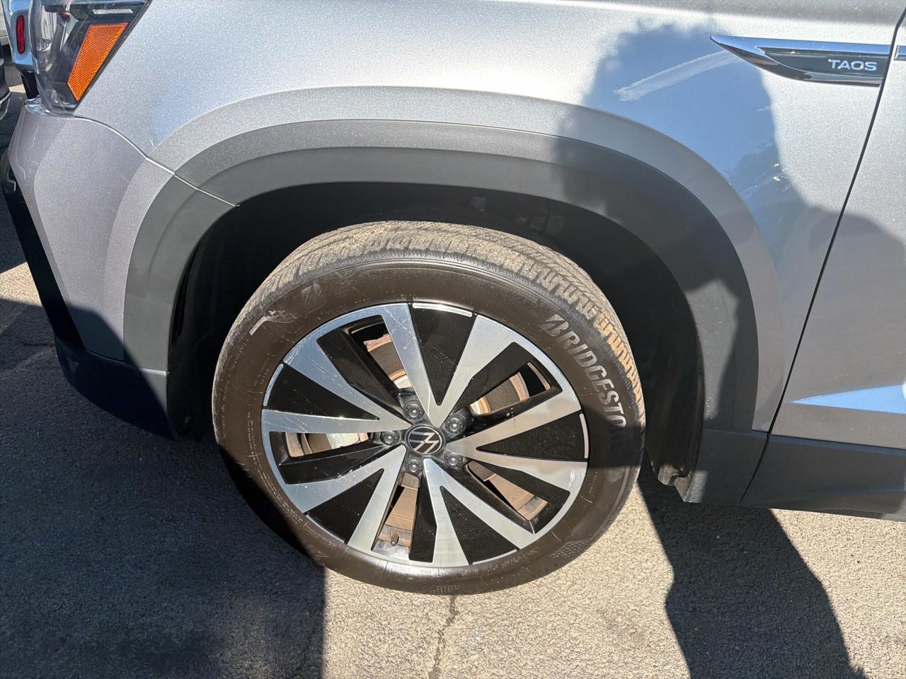 Volkswagen Taos SE FWD 2023