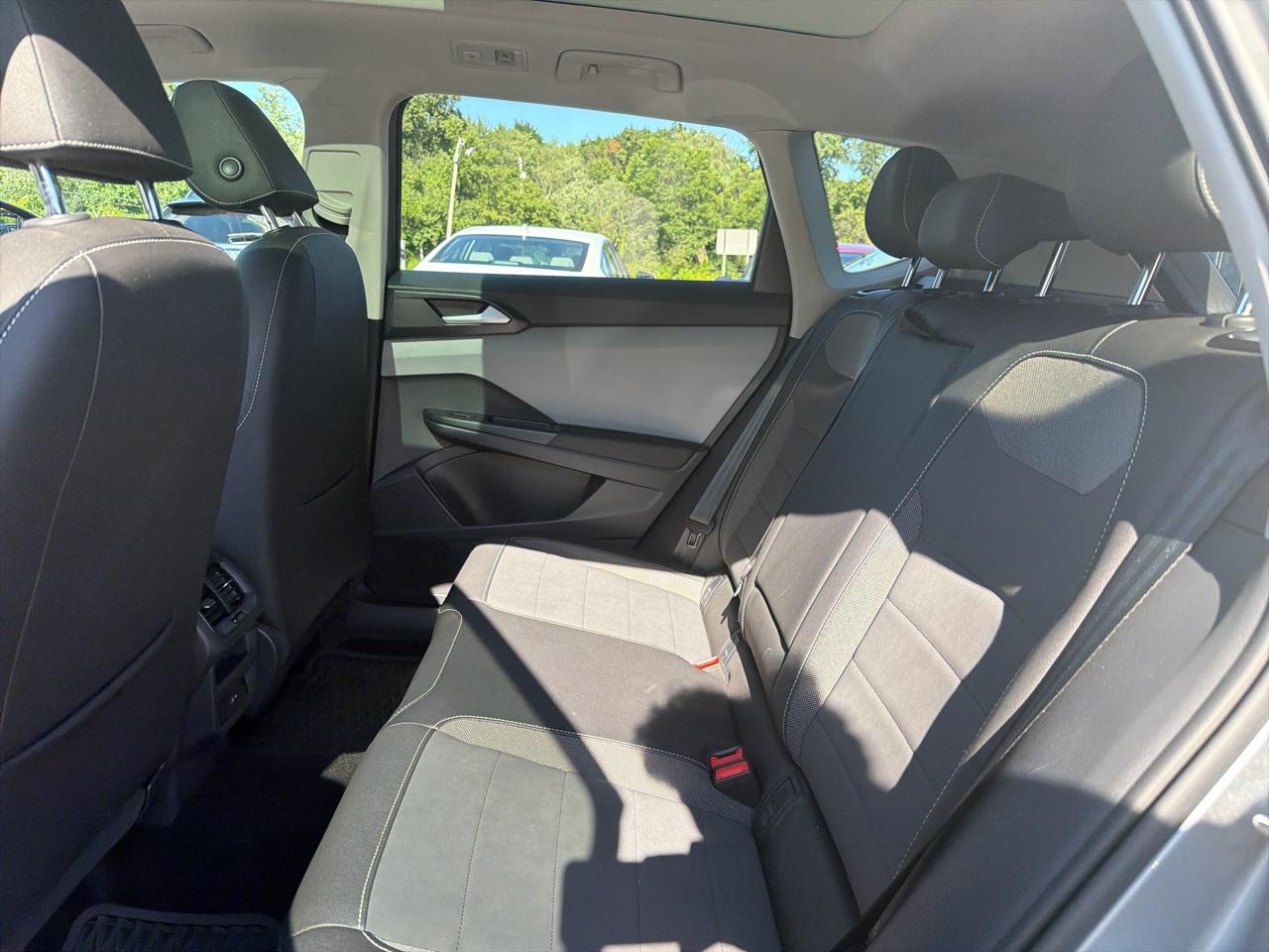 Volkswagen Taos SE FWD 2023