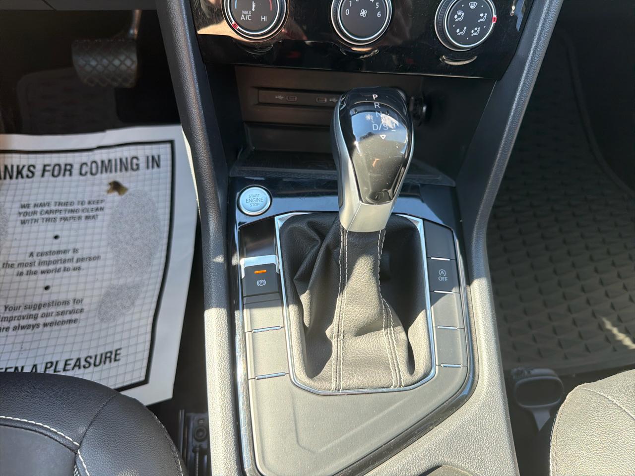 Volkswagen Taos SE FWD 2023