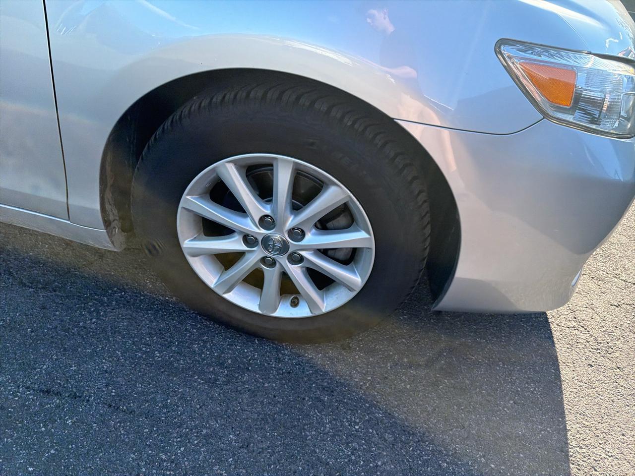 Toyota Camry 4dr Sdn I4 Man LE (Natl) 2011