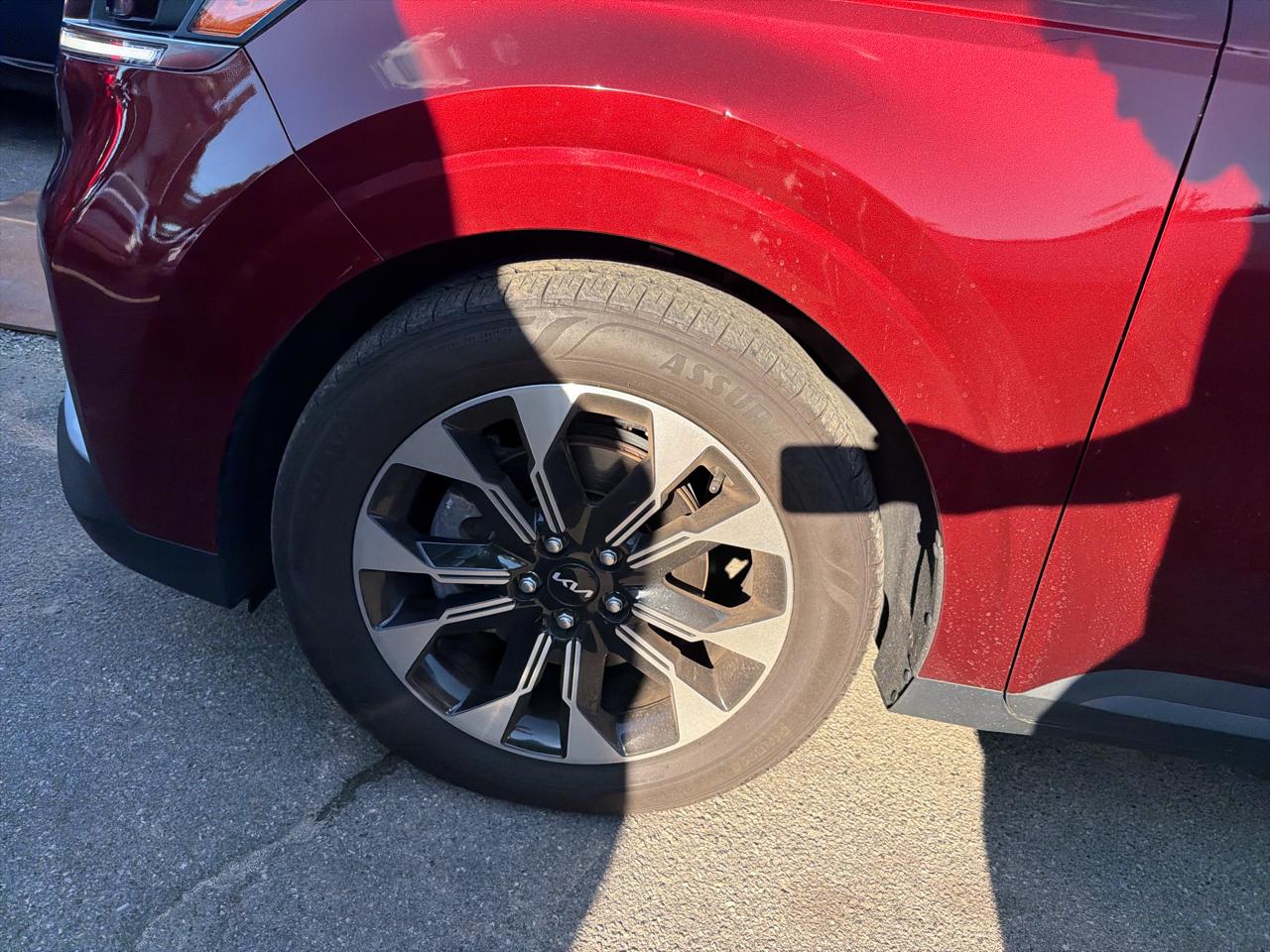 Kia Carnival EX FWD 2023