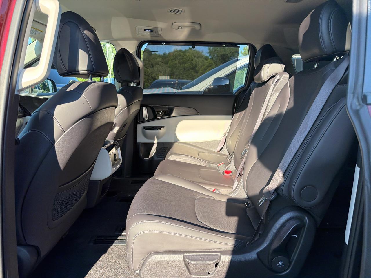 Kia Carnival EX FWD 2023