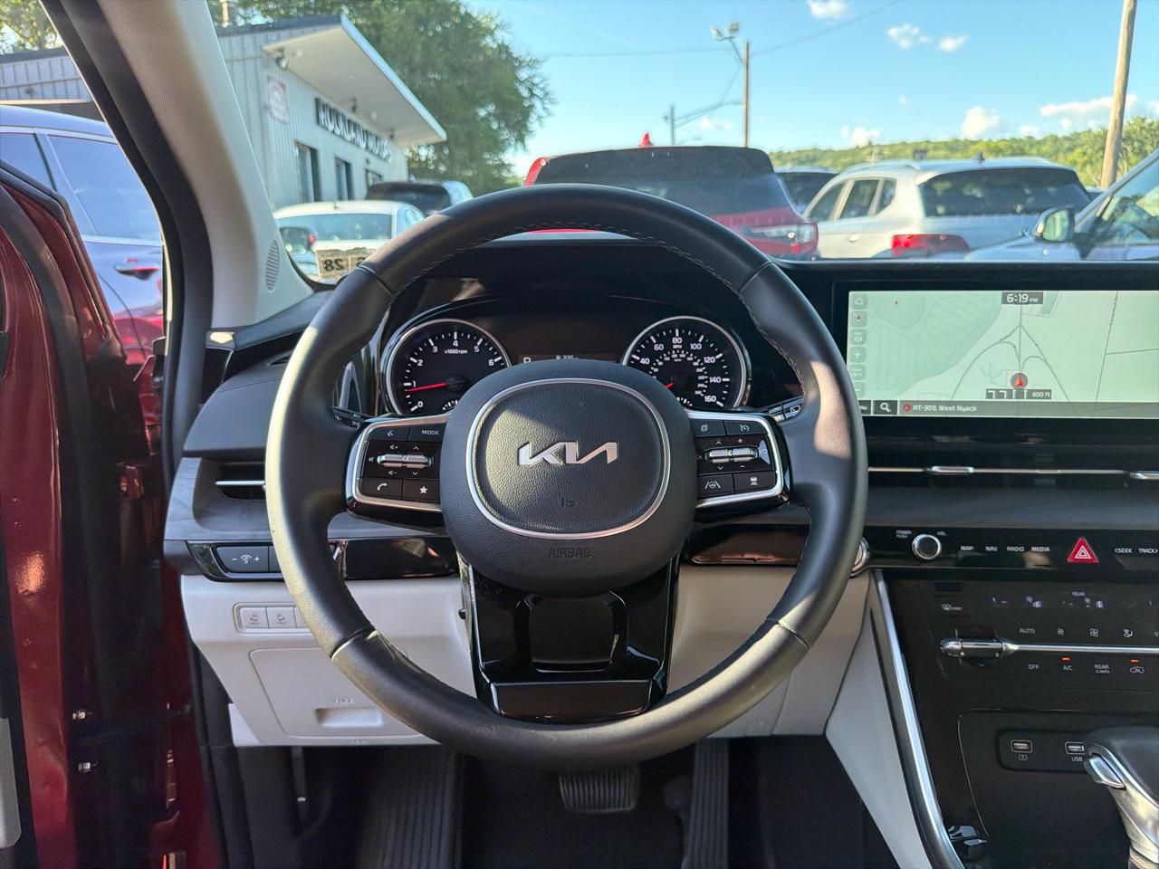 Kia Carnival EX FWD 2023