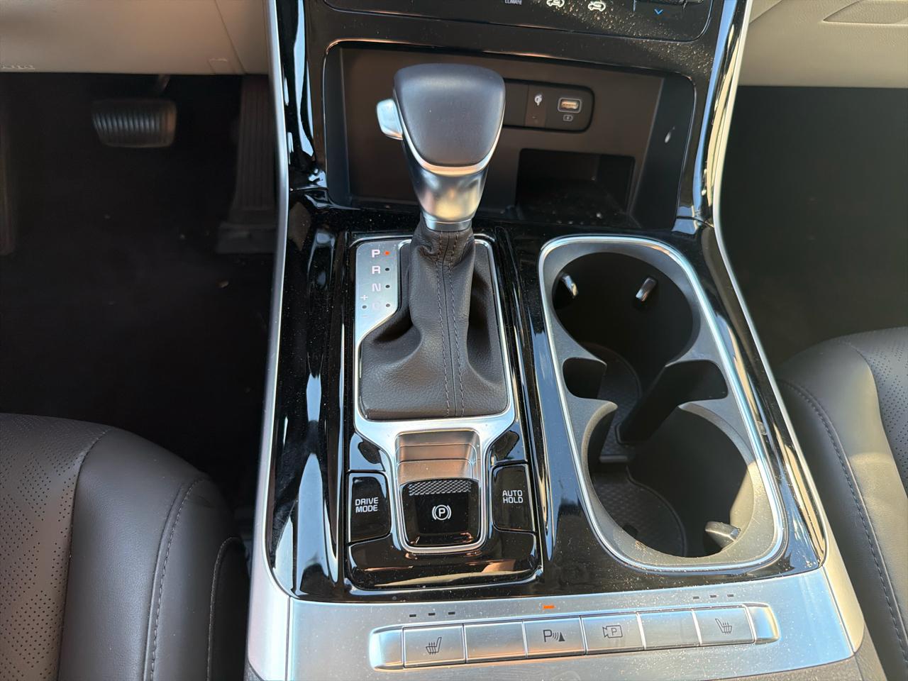 Kia Carnival EX FWD 2023