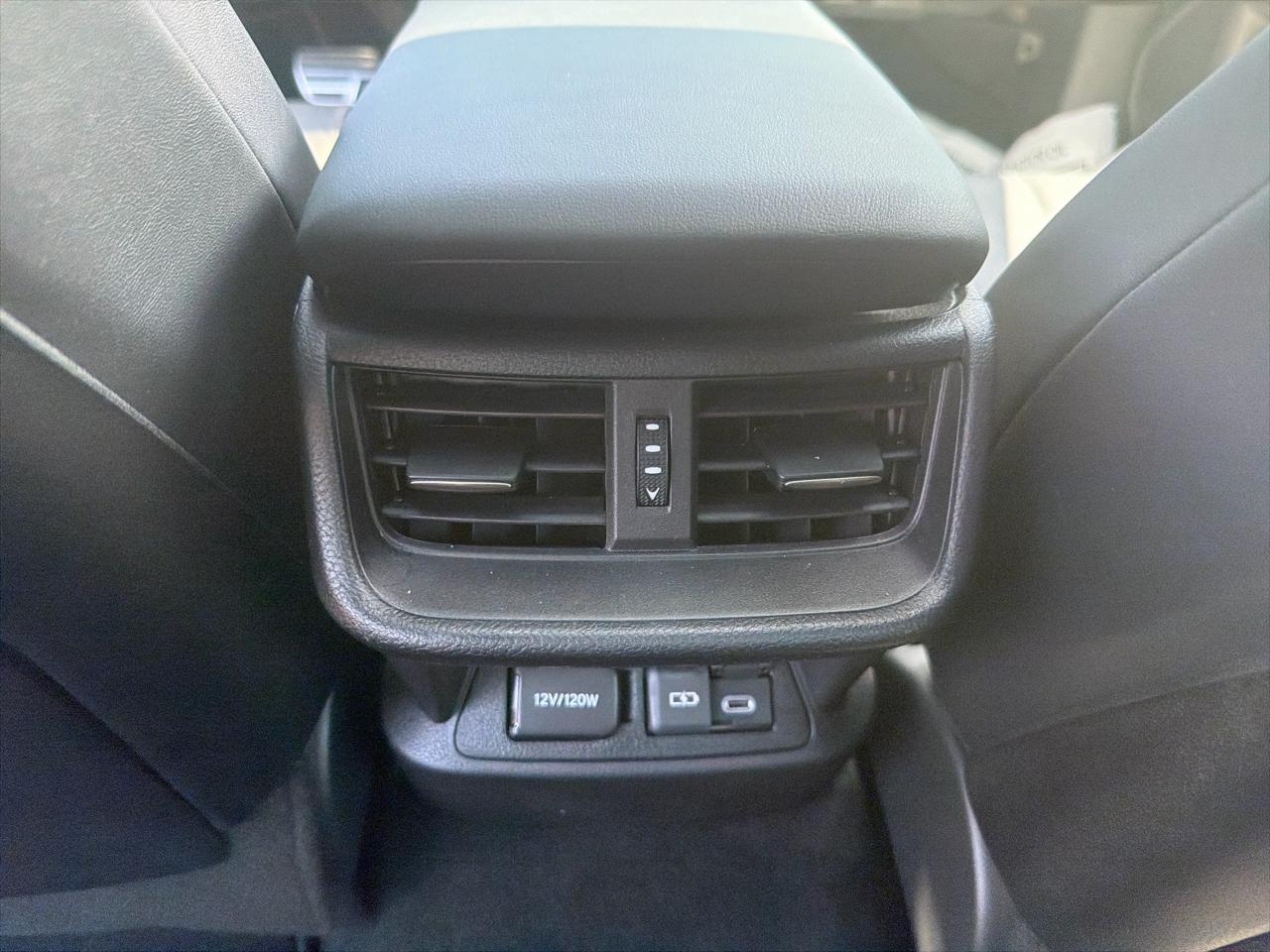 Lexus ES  2023