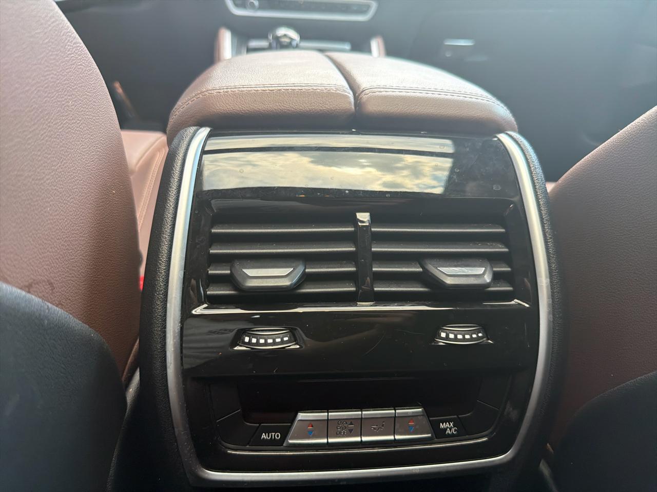 BMW X6 xDrive40i Sports Activity Coupe 2021
