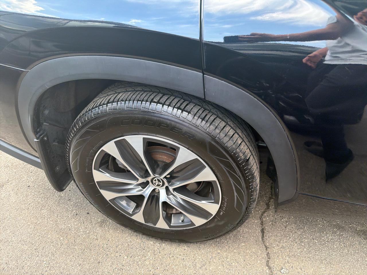Toyota Highlander XLE AWD (Natl) 2022