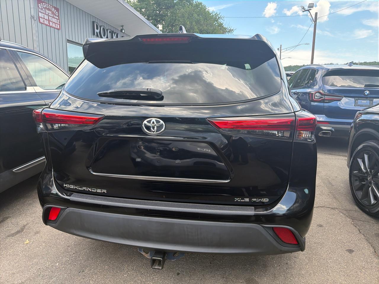 Toyota Highlander XLE AWD (Natl) 2022