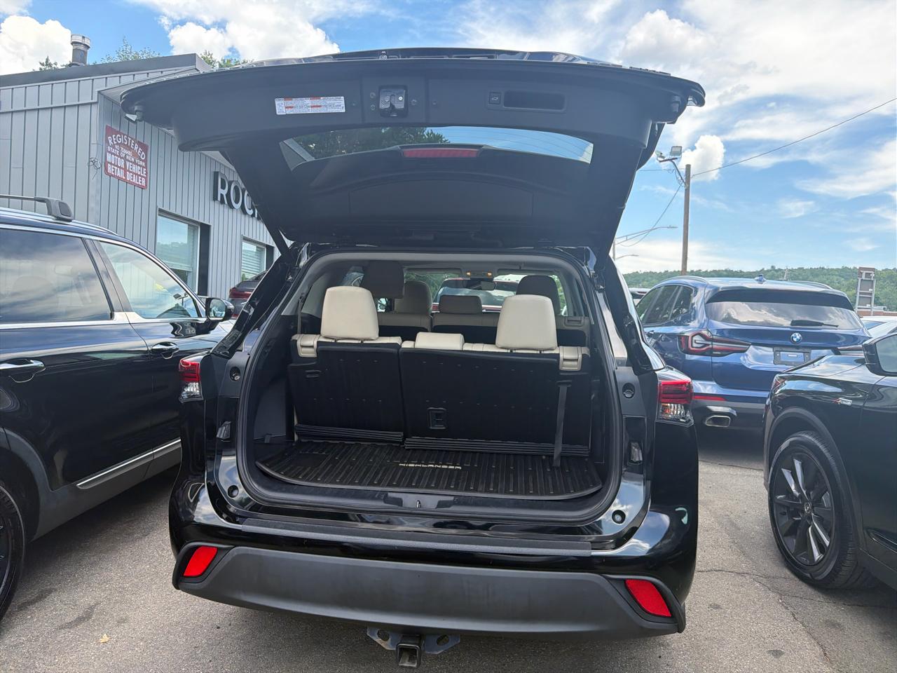 Toyota Highlander XLE AWD (Natl) 2022