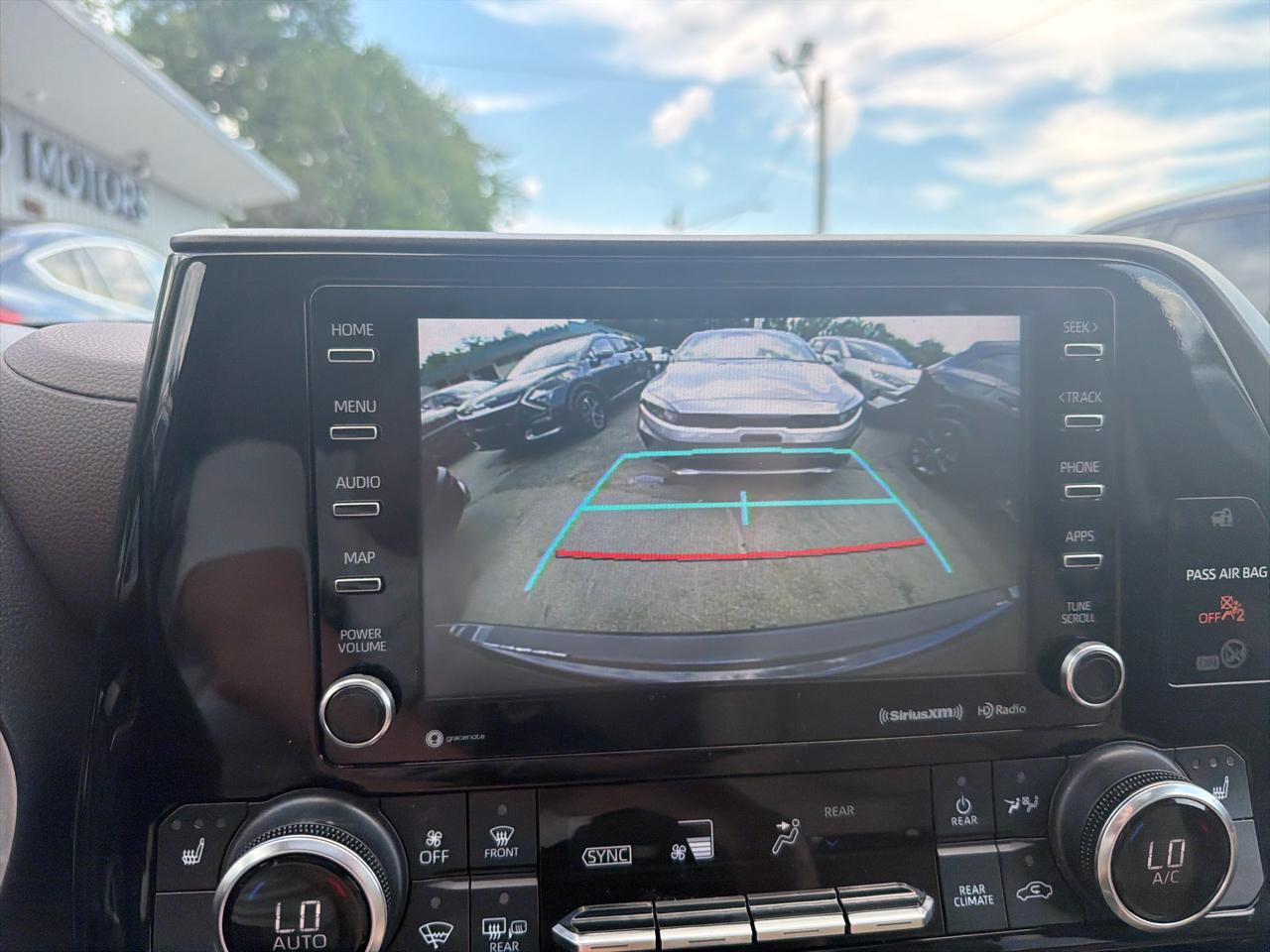 Toyota Highlander XLE AWD (Natl) 2022