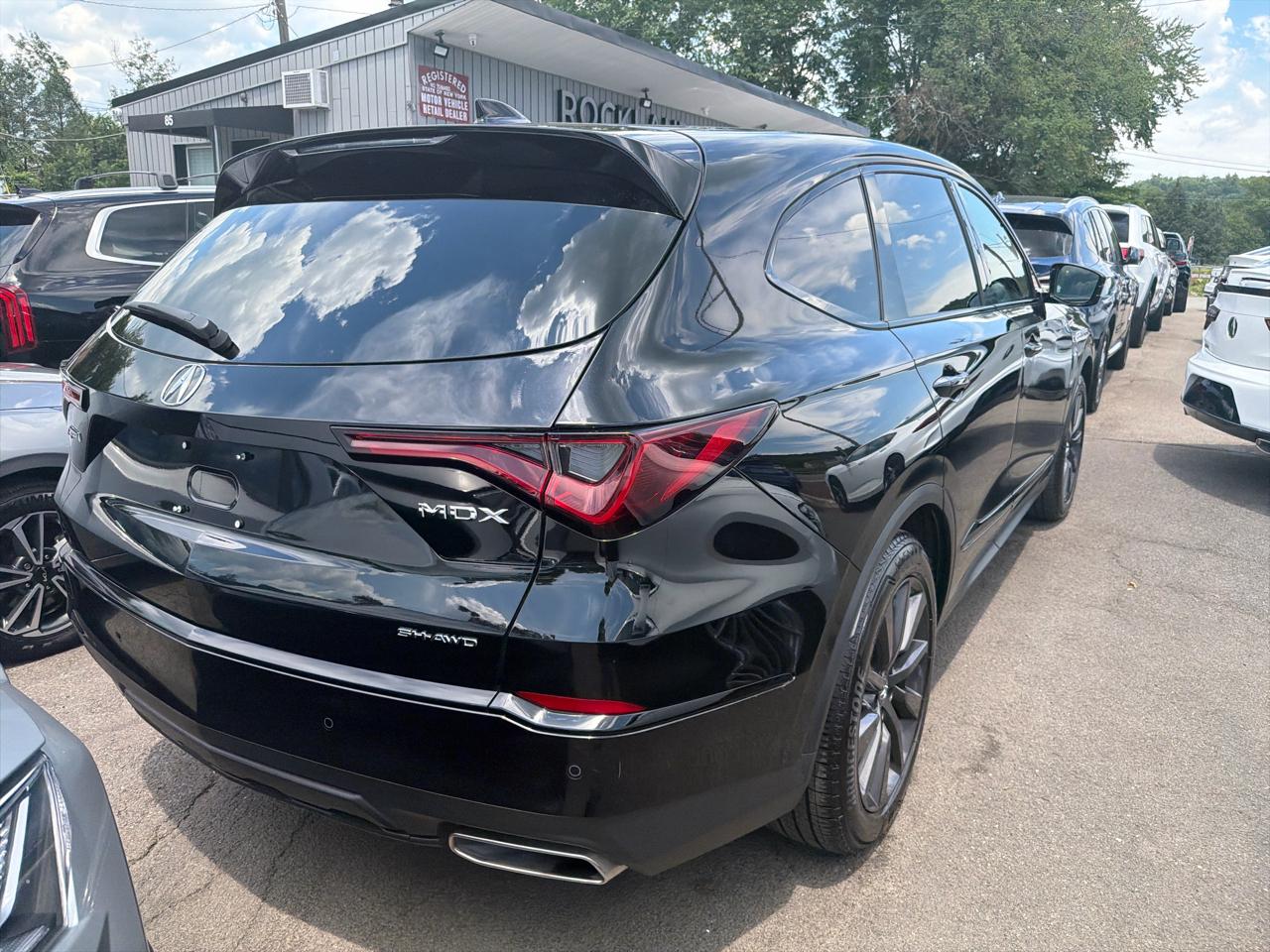 Acura MDX SH-AWD w/A-Spec Package 2026