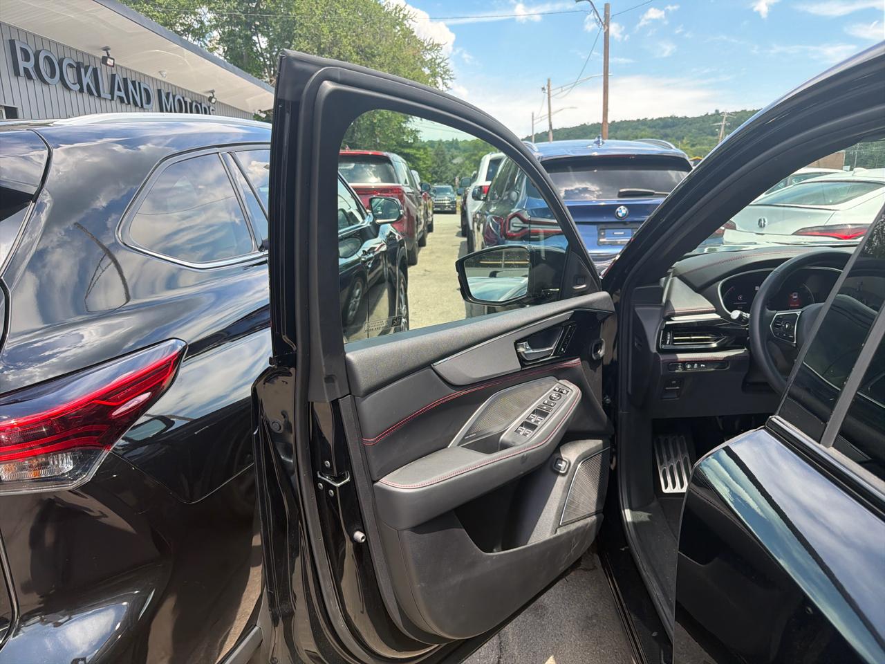 Acura MDX SH-AWD w/A-Spec Package 2026