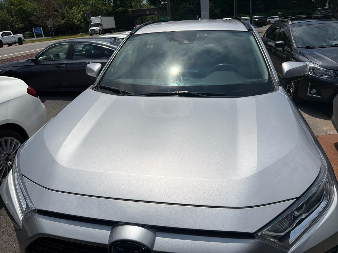 Toyota RAV4 Hybrid XLE AWD (Natl) 2020